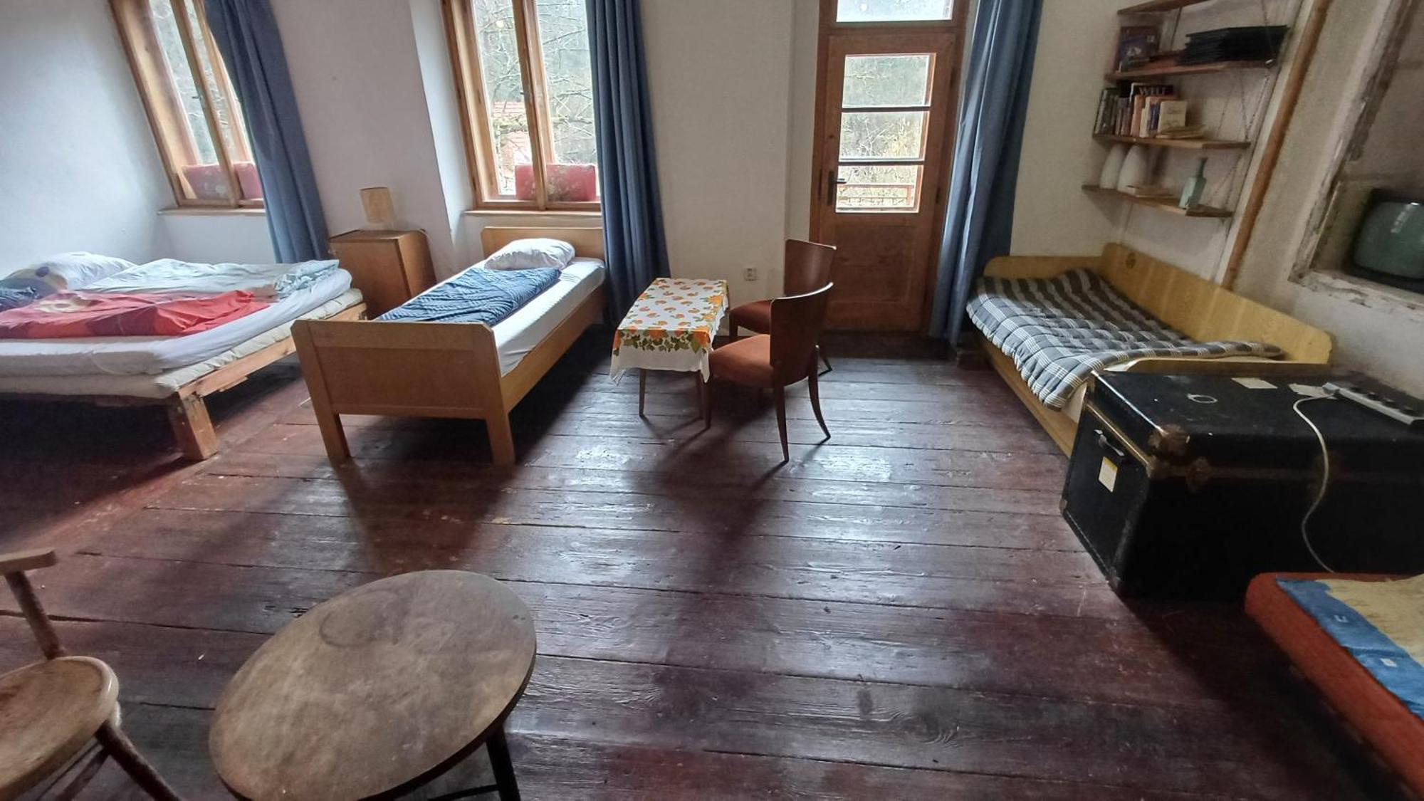 Cesta Hostel Tábor Buitenkant foto