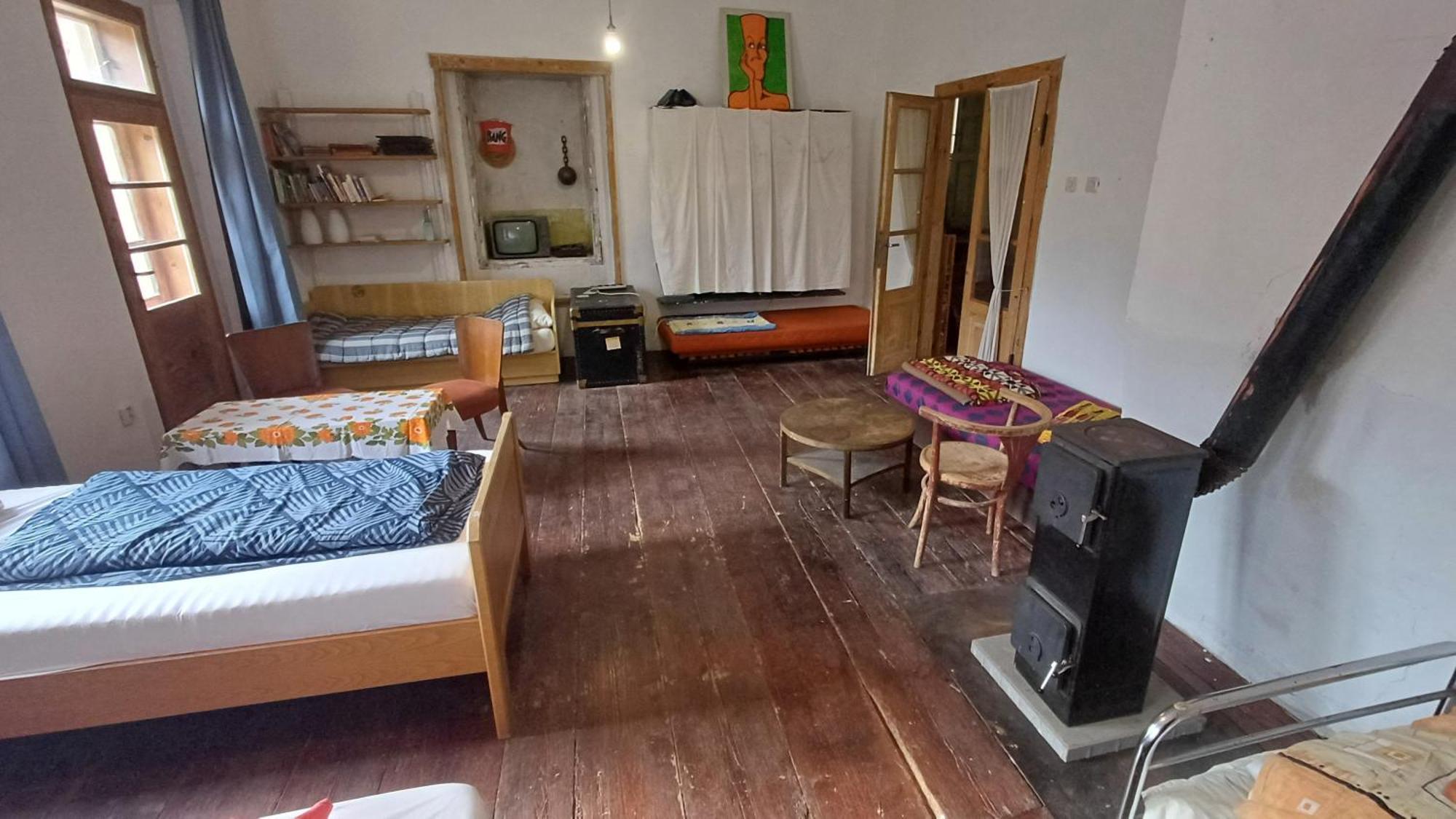 Cesta Hostel Tábor Buitenkant foto